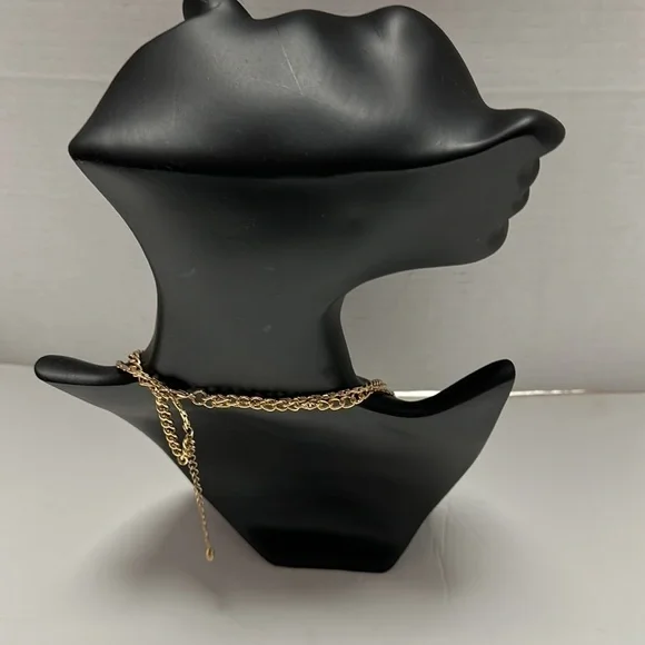 Black Necklace NEW - Picture 2 of 4